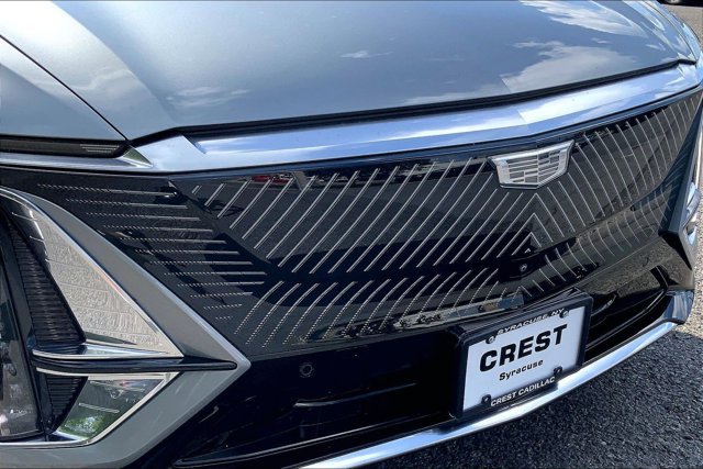 Used 2024 Cadillac Lyriq Luxury AWD/4WD image 30