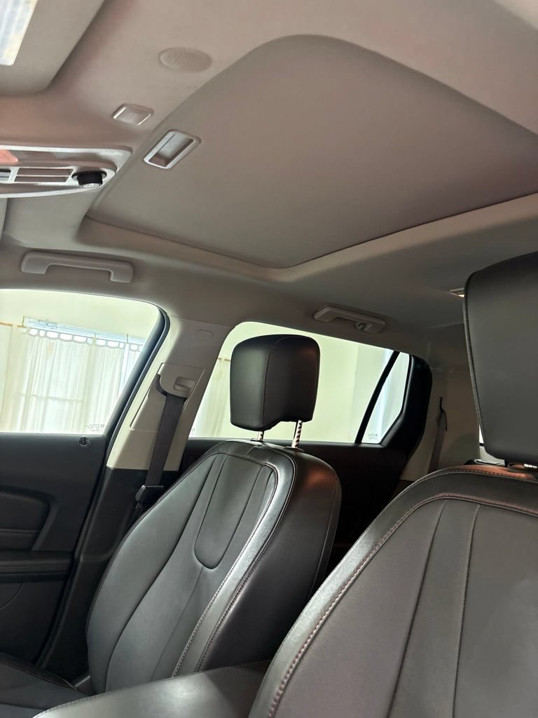 Used 2017 GMC Terrain SLT w/ Open Road Package FWD image 15