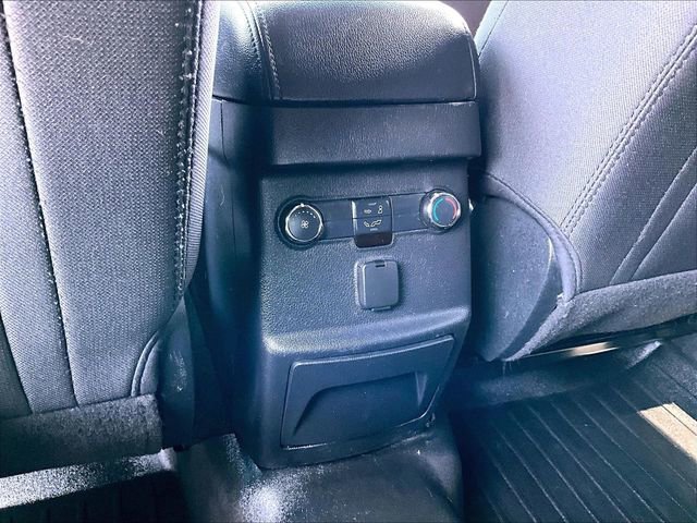 Used 2017 Ford Explorer XLT AWD/4WD image 28