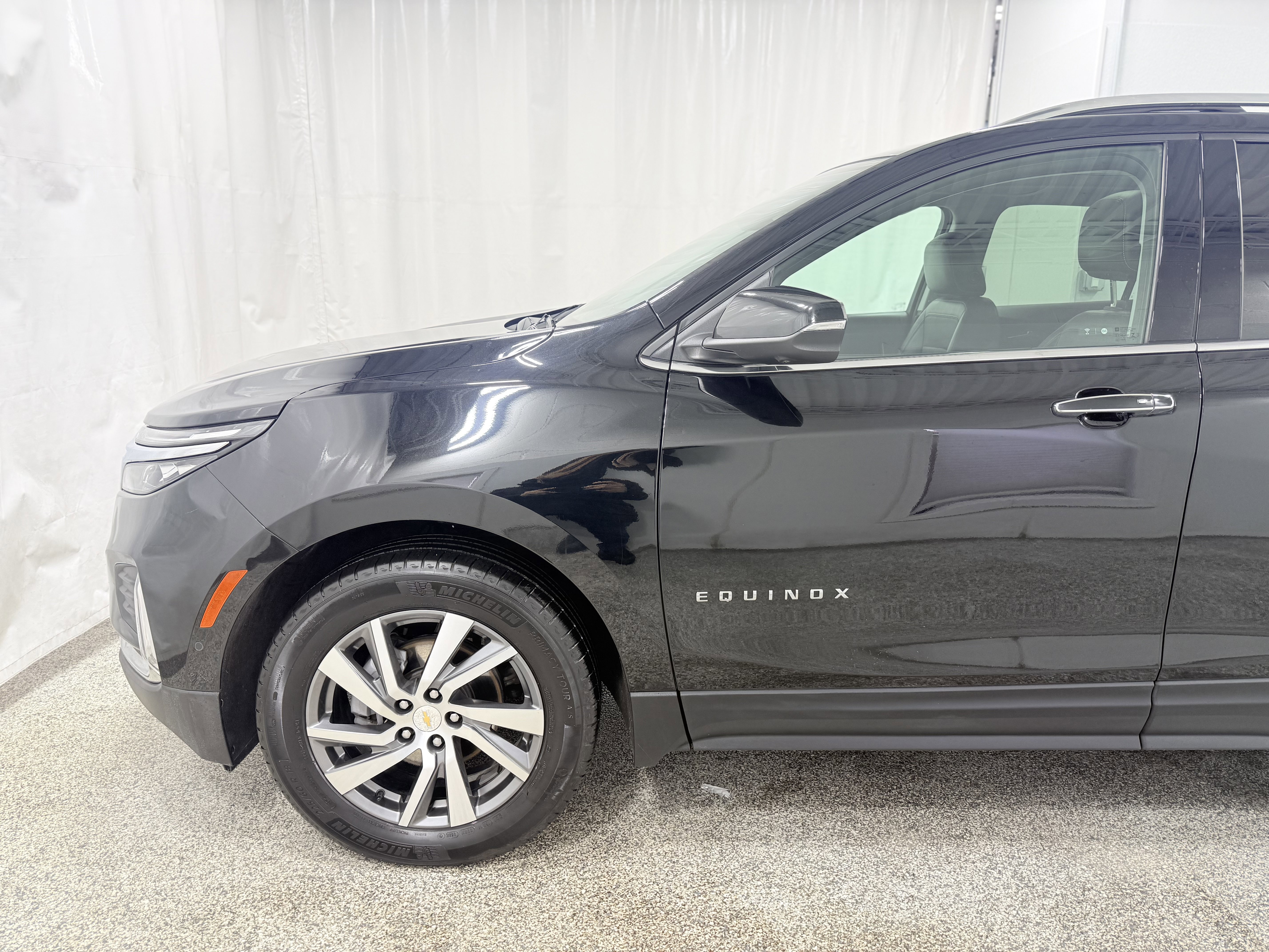 Certified 2023 Chevrolet Equinox Premier image 3