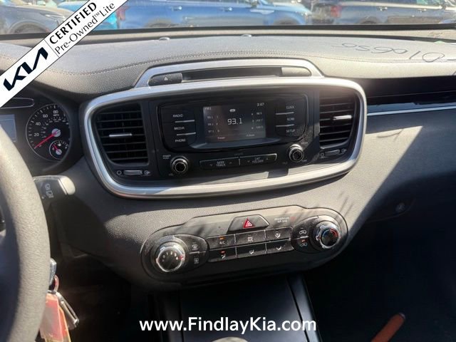 Certified 2017 Kia Sorento LX image 7