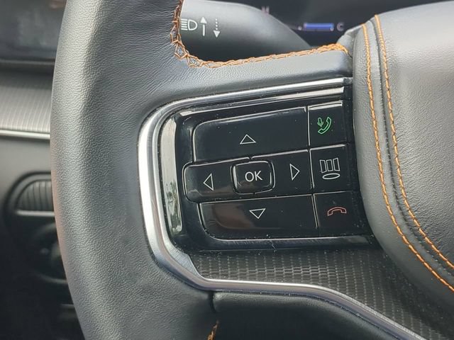 Certified 2025 Jeep Grand Wagoneer L Series III w/ Rear Seat Video Group 1 AWD/4WD image 33