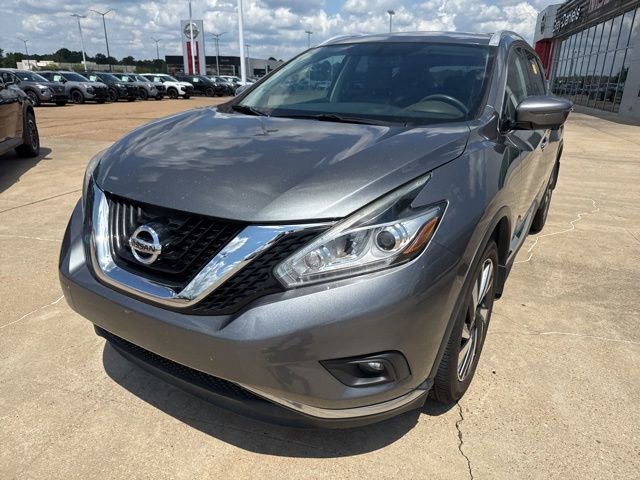 Used 2017 Nissan Murano Platinum w/ Platinum Technology Package FWD image 2