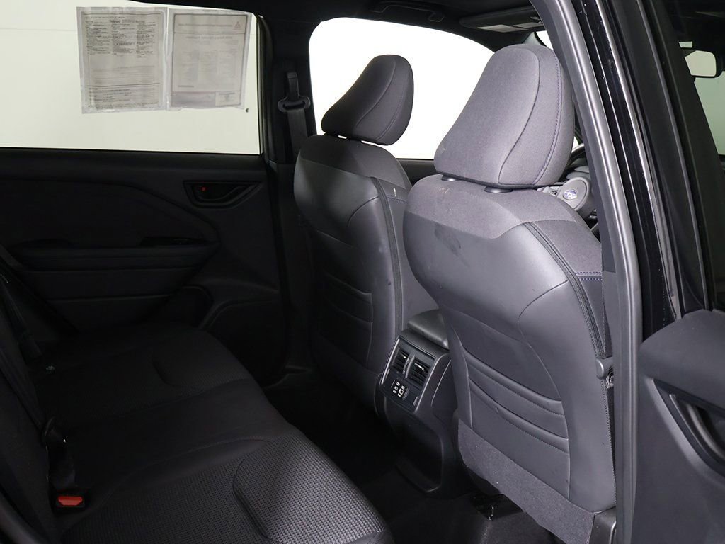 Used 2025 Subaru Forester Premium image 28