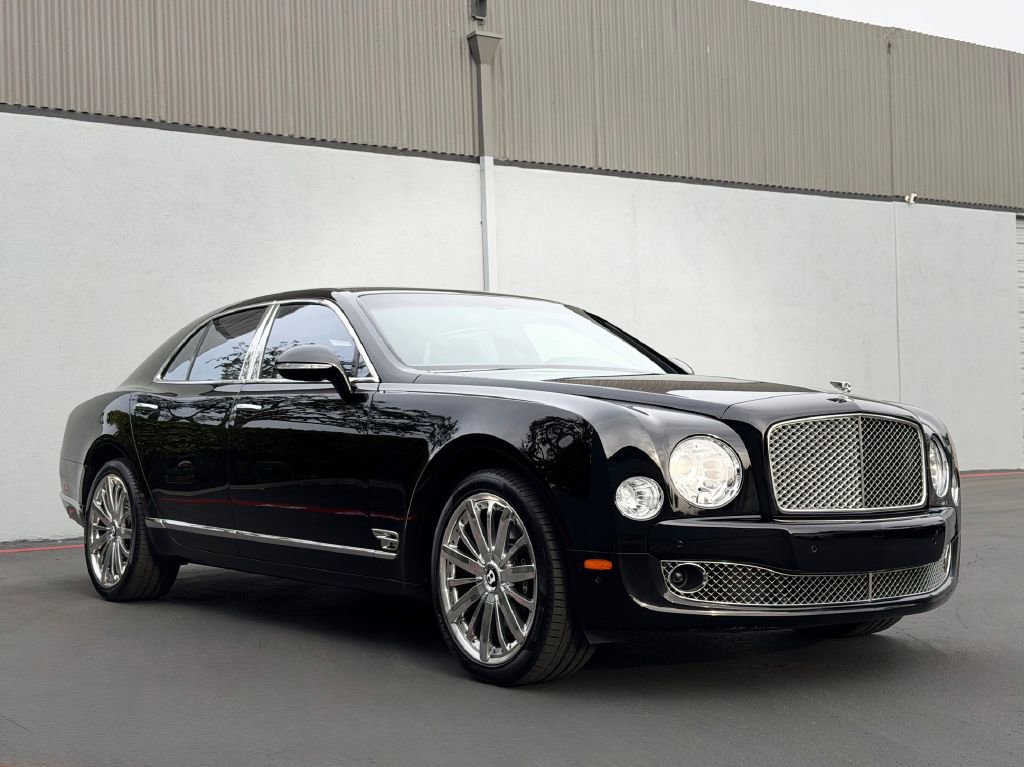 Used 2013 Bentley Mulsanne image 10