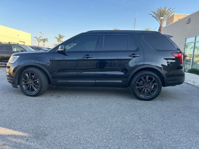 Used 2018 Ford Explorer XLT w/ Equipment Group 202A image 6