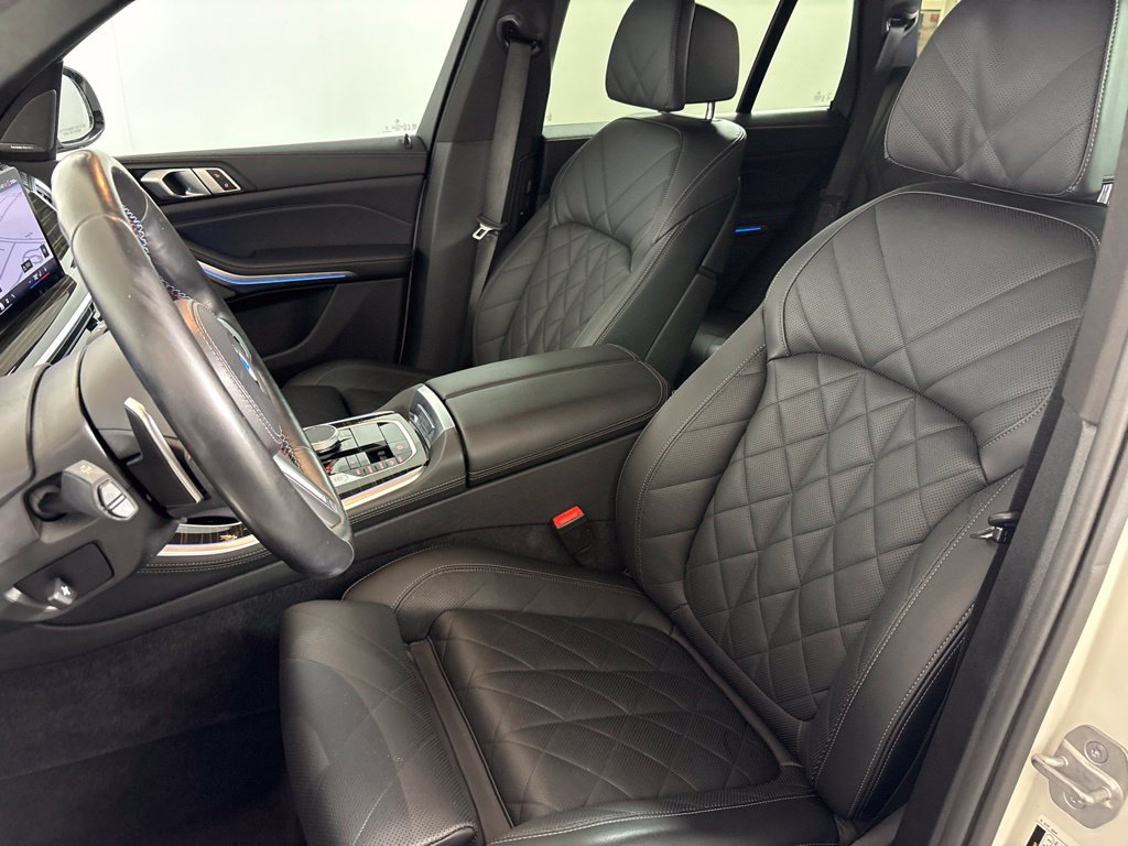 Certified 2025 BMW X5 M60i w/ Climate Comfort Package AWD/4WD image 24