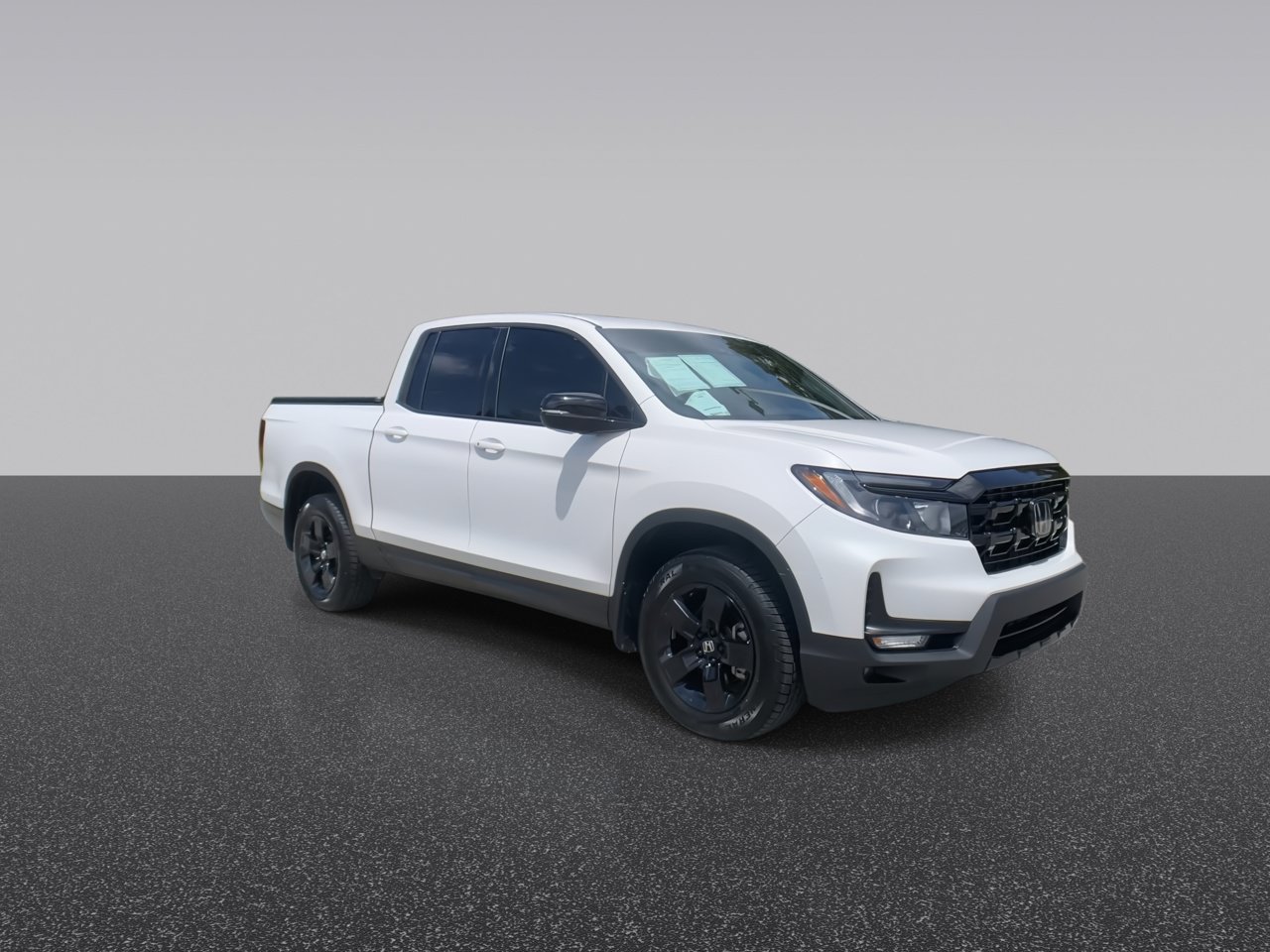 Certified 2025 Honda Ridgeline Black Edition image 3