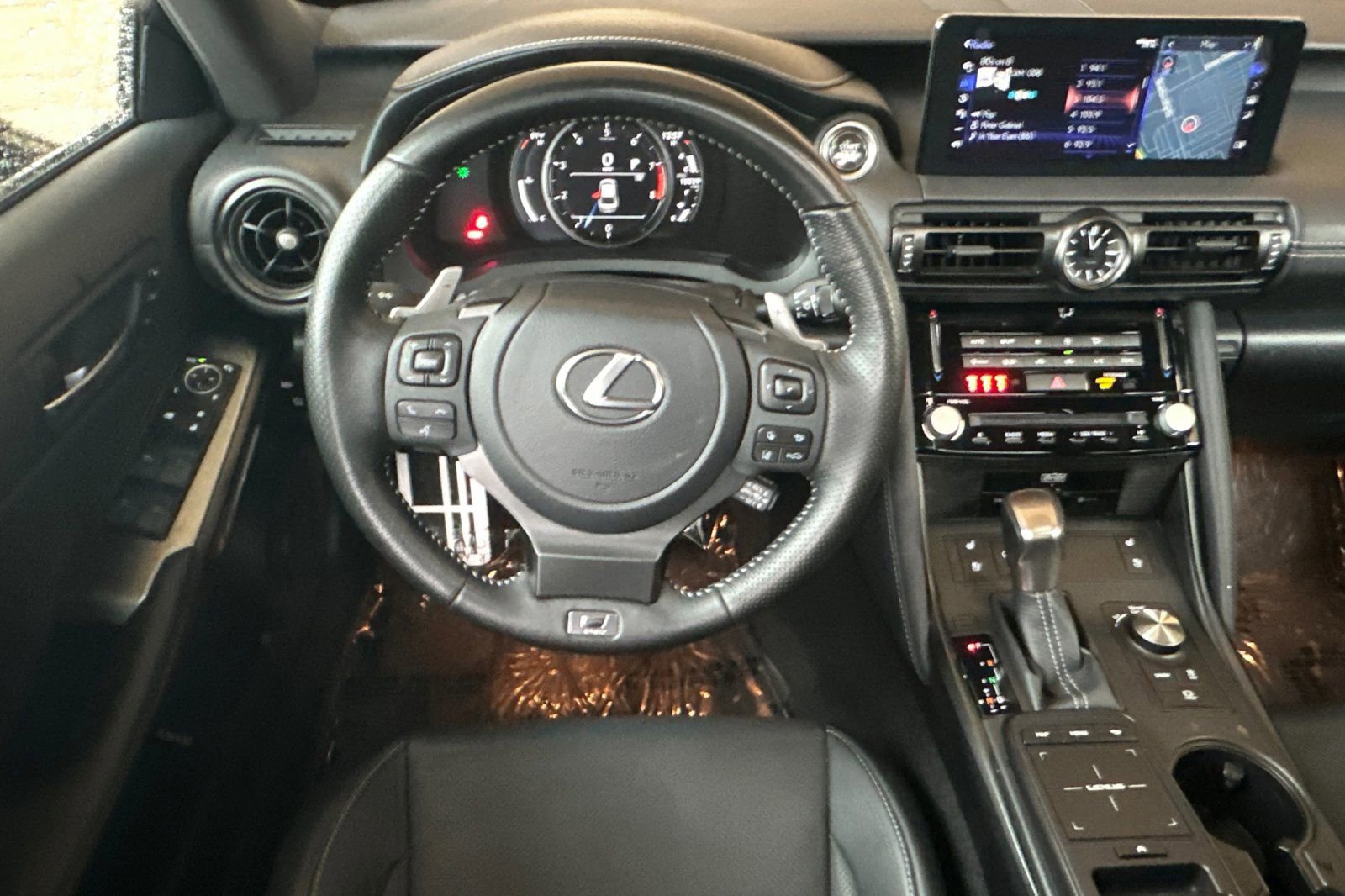 Used 2025 Lexus IS 500 image 15