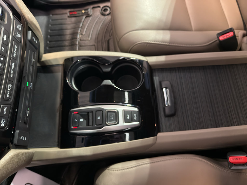 Used 2016 Honda Pilot Touring image 19