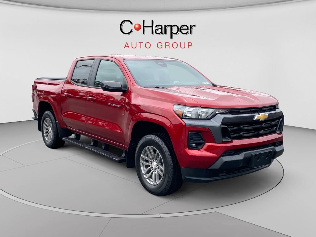 Used 2023 Chevrolet Colorado LT w/ LT Convenience Package II AWD/4WD image 1