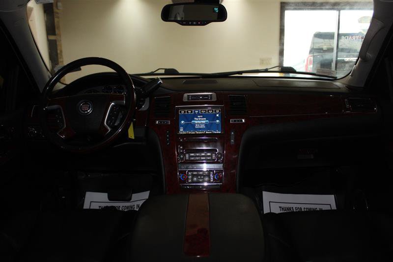 Used 2008 Cadillac Escalade AWD image 14