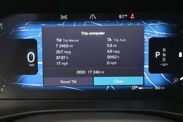 Used 2023 Volvo XC40 B5 Plus w/ Protection Package Premier AWD/4WD image 28