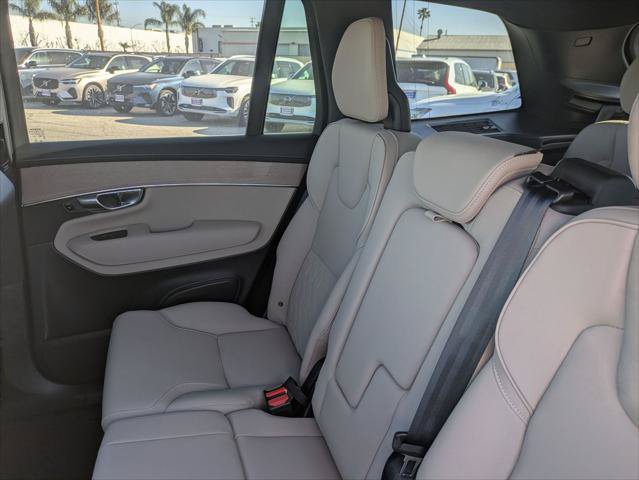 New 2026 Volvo XC90 B6 Plus w/ Protection Package Premier AWD/4WD image 12