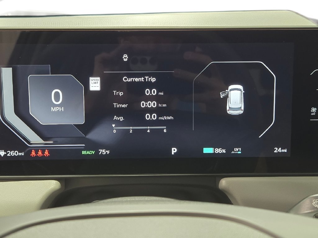 New 2027 Kia EV3 Wind FWD image 24