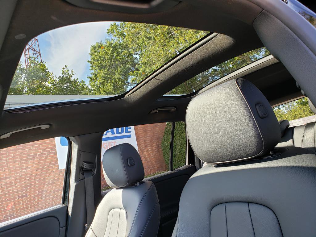 Used 2023 Mercedes-Benz GLB 250 4MATIC image 10