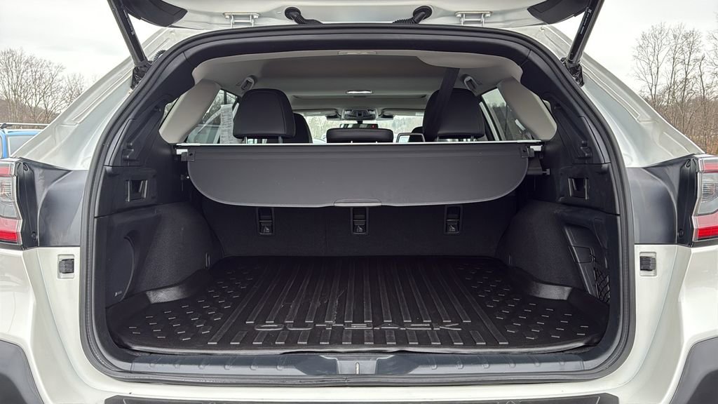 Certified 2023 Subaru Outback Limited XT image 28