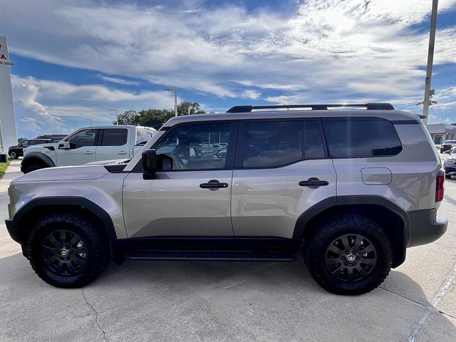 Used 2026 Toyota Land Cruiser w/ Premium Package AWD/4WD image 7