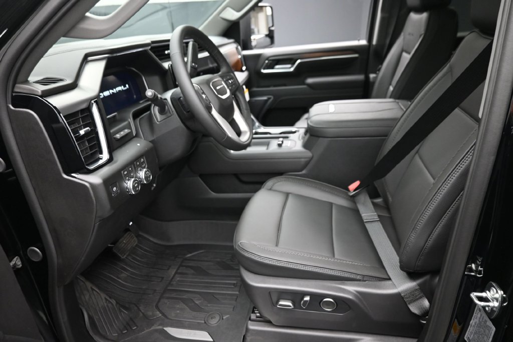 New 2026 GMC Sierra 2500 Denali w/ Denali Reserve Package AWD/4WD image 17