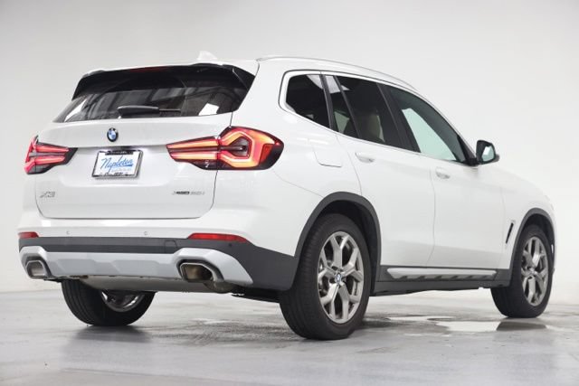 Used 2024 BMW X3 xDrive30i w/ Convenience Package AWD/4WD image 16