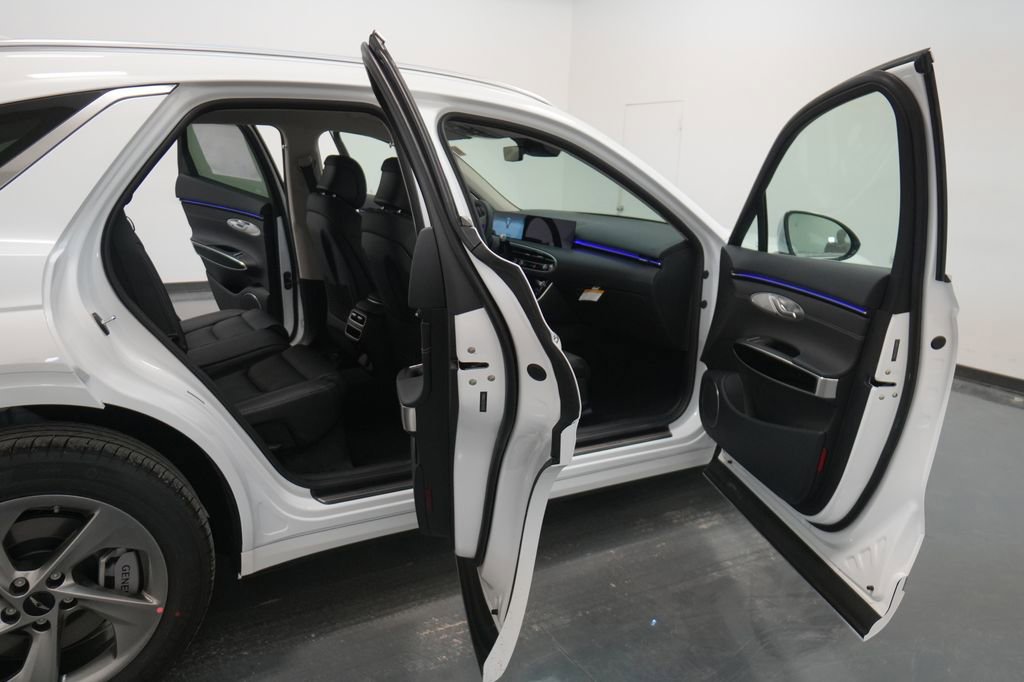 New 2026 Genesis GV70 2.5T image 30