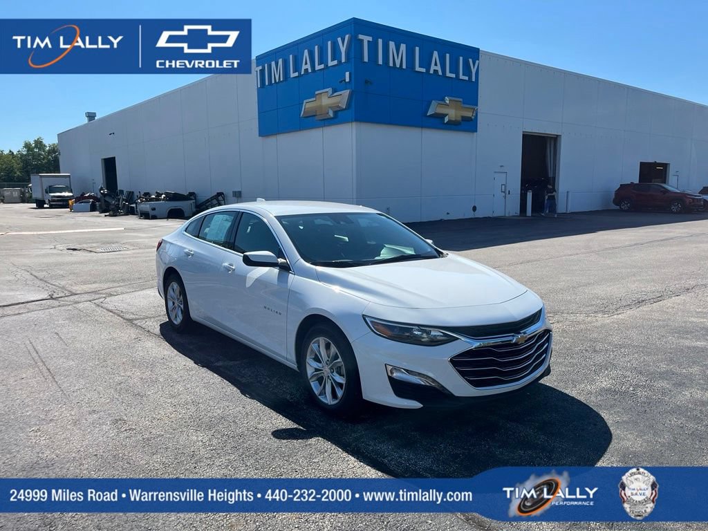 Certified 2025 Chevrolet Malibu LT FWD image 1