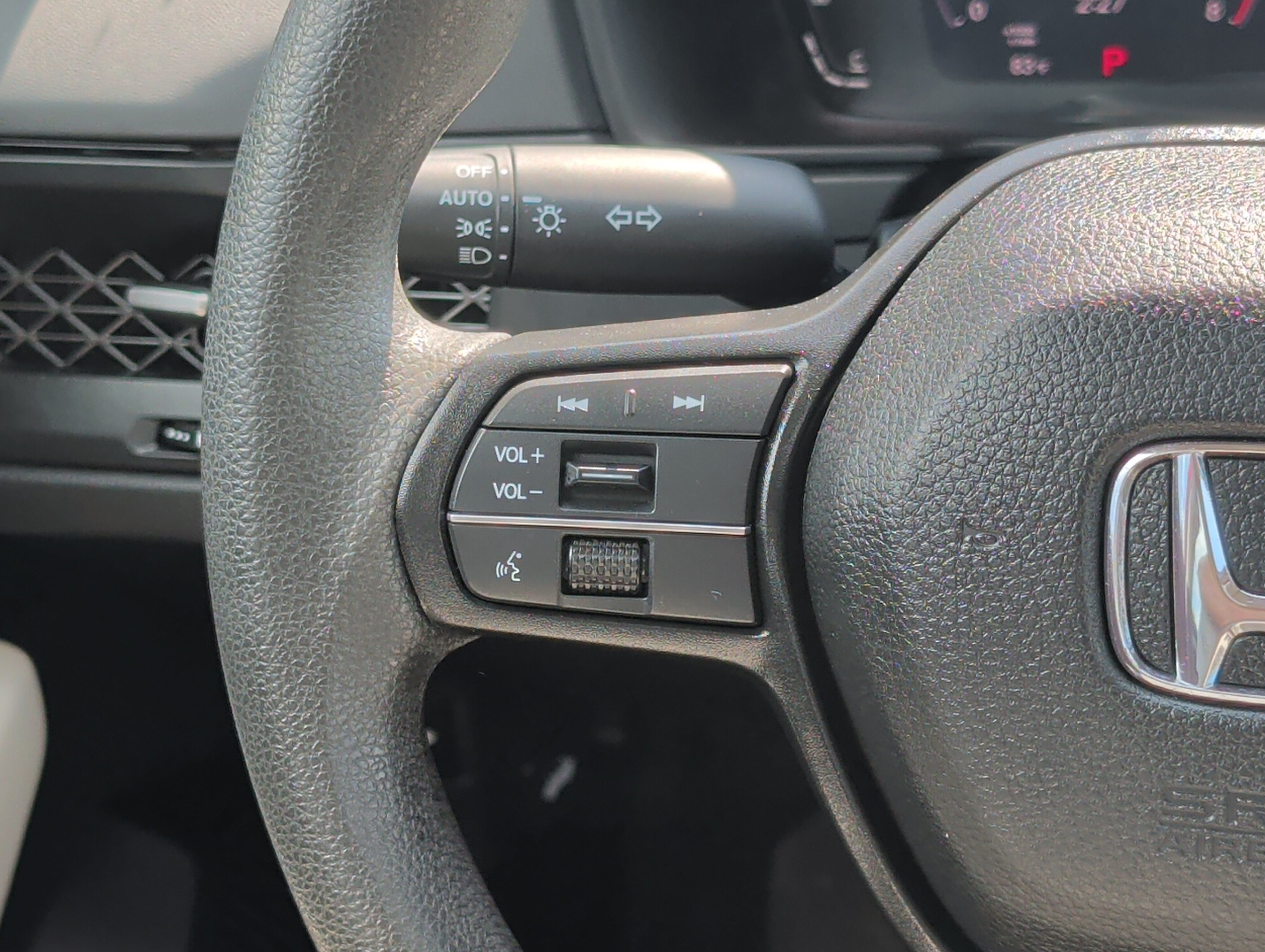 Certified 2024 Honda Accord EX image 27