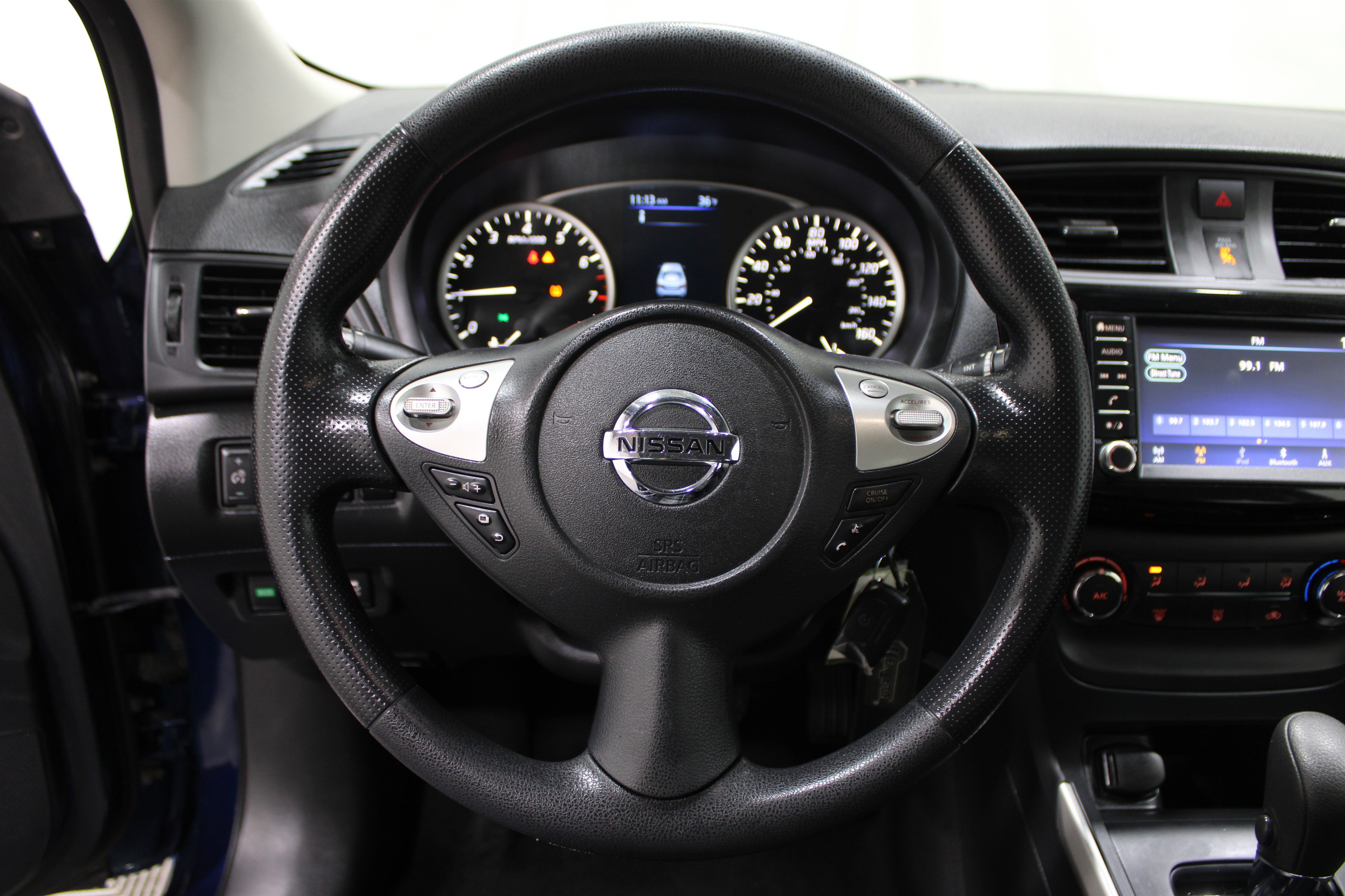 Used 2019 Nissan Sentra S image 9