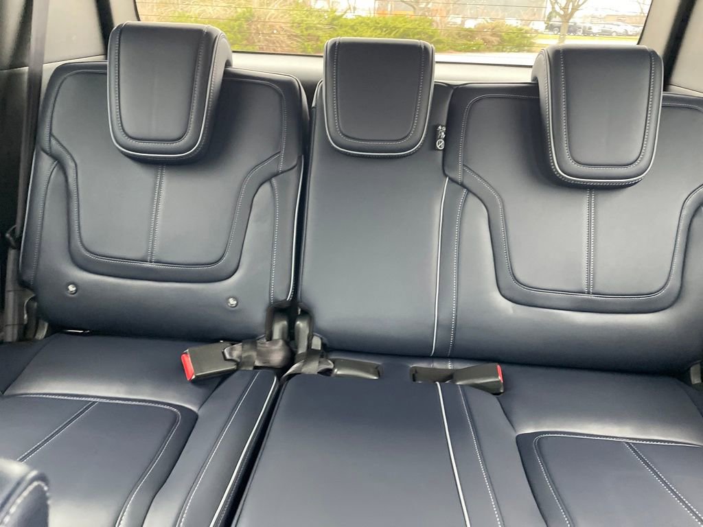 Certified 2026 INFINITI QX80 4WD w/ Sport Exterior Package image 15