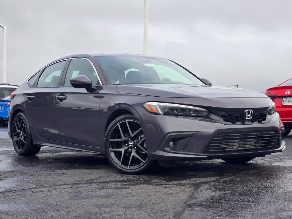 Used 2024 Honda Civic Sport Touring image 2