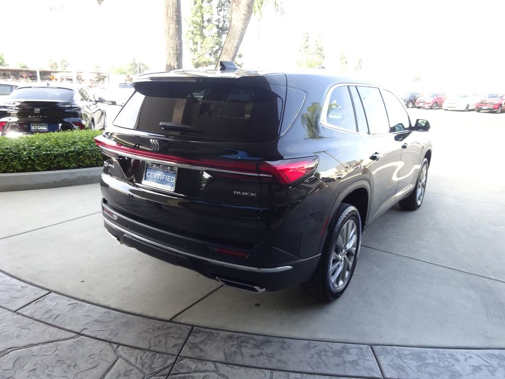 Certified 2025 Buick Enclave Preferred AWD/4WD image 11