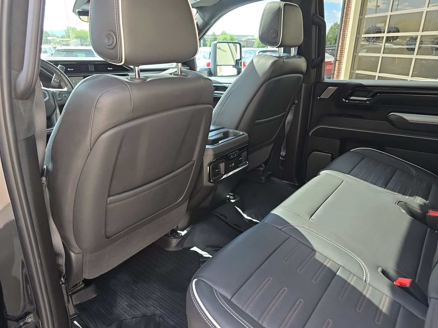 Used 2025 GMC Sierra 2500 AT4X w/ AT4X AEV Edition AWD/4WD image 15