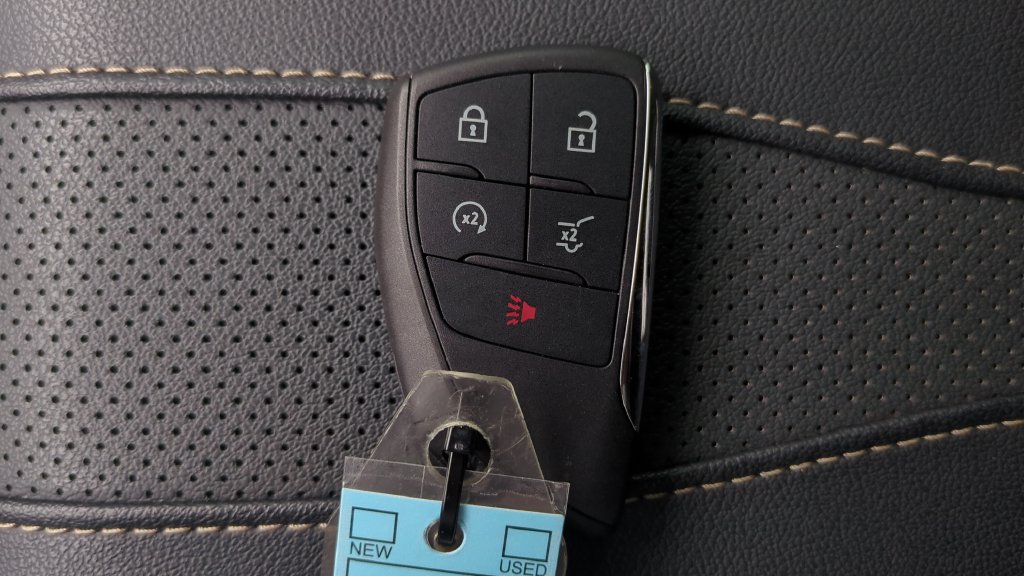 Used 2025 Chevrolet Traverse High Country FWD image 28