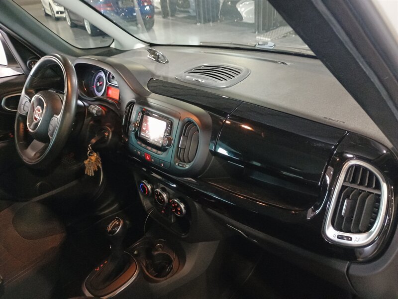 Used 2015 FIAT 500L Trekking FWD image 33
