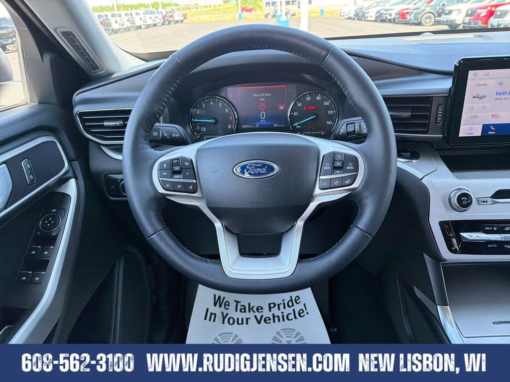 Used 2024 Ford Explorer XLT w/ Equipment Group 202A AWD/4WD image 14