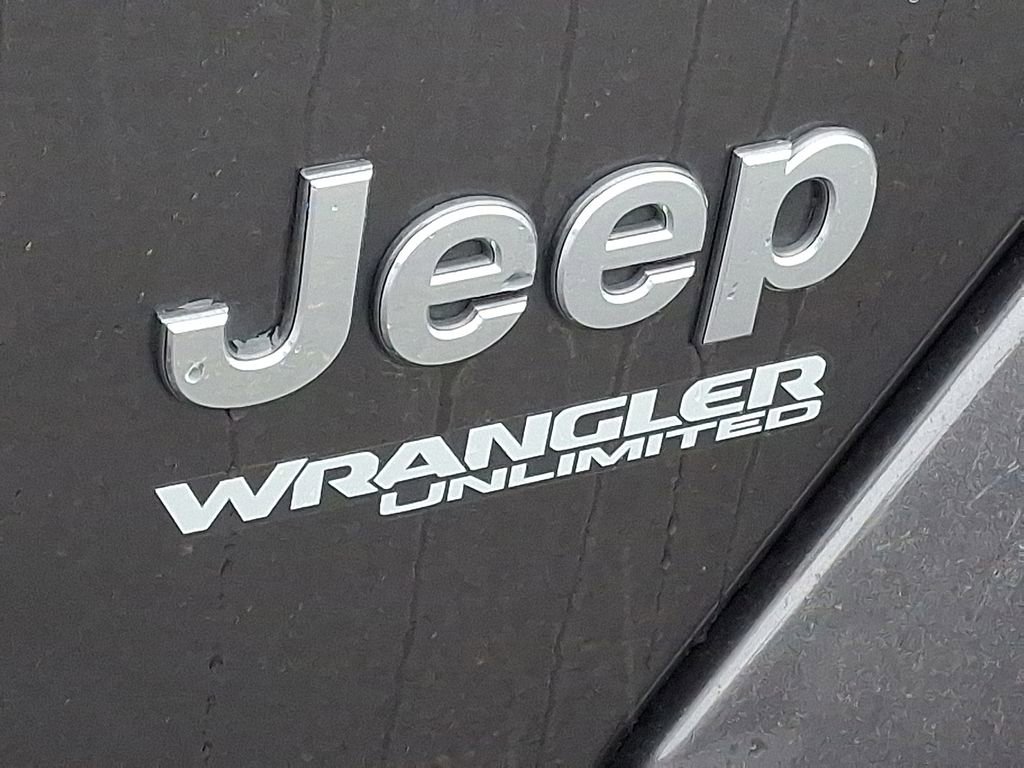 Used 2019 Jeep Wrangler Unlimited Sahara w/ Safety Group AWD/4WD image 10