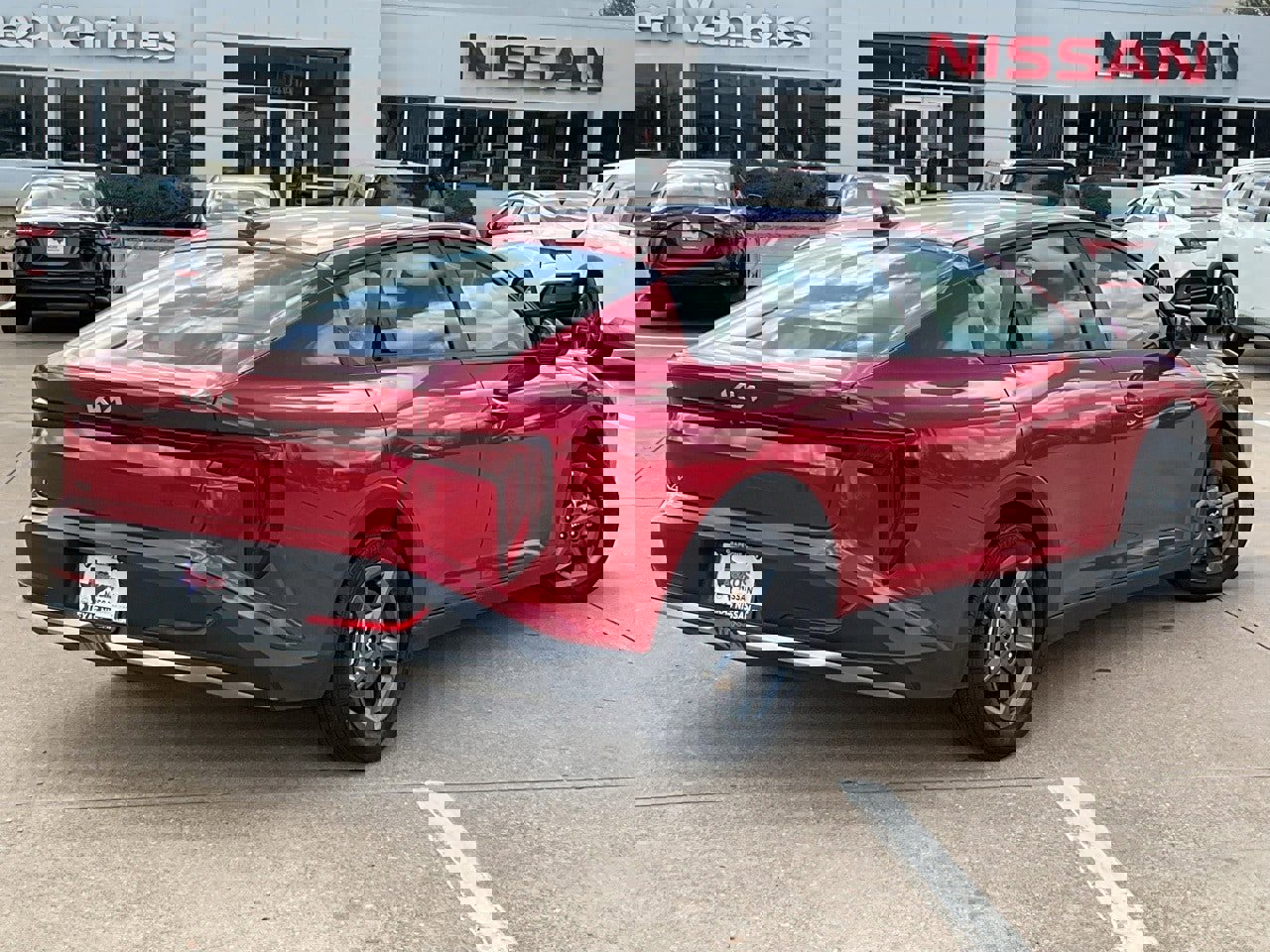 Used 2025 Kia K4 LXS image 5