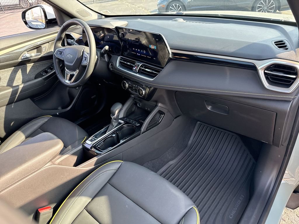 Used 2024 Chevrolet TrailBlazer ACTIV w/ Convenience Package image 30