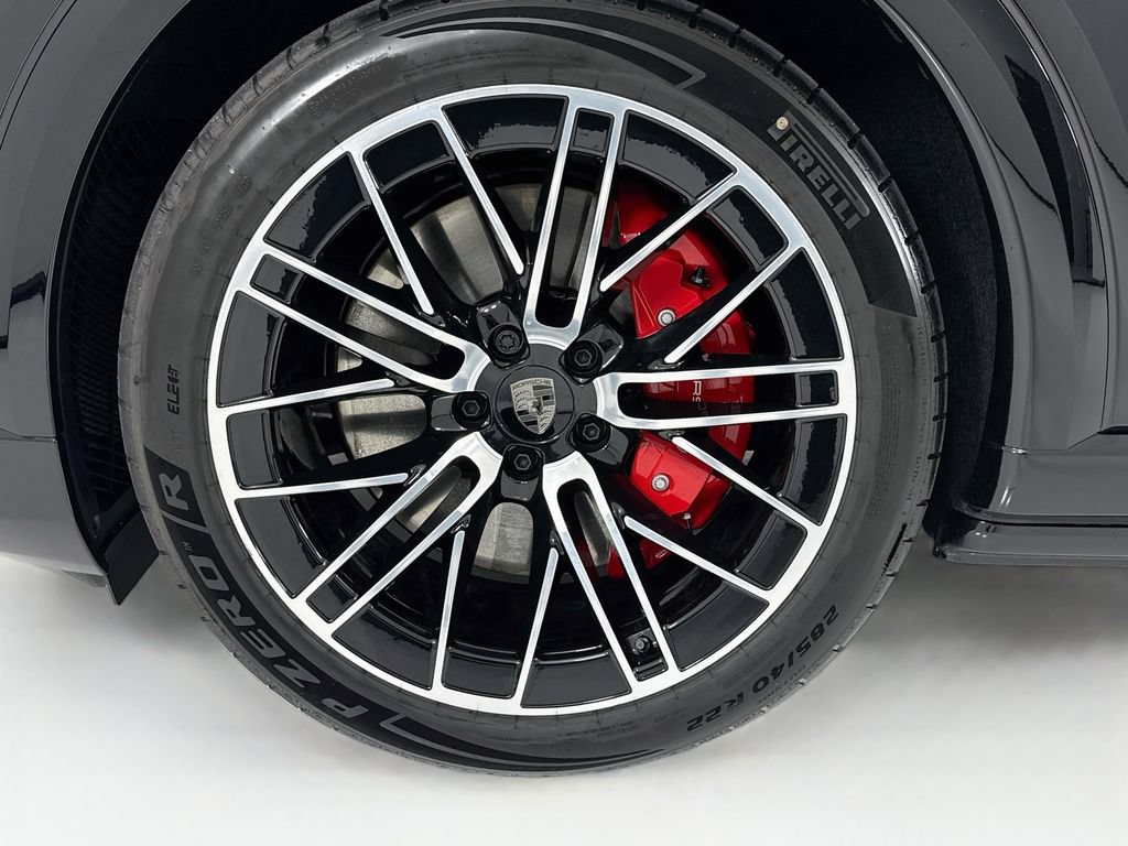 New 2026 Porsche Cayenne Turbo AWD/4WD image 34
