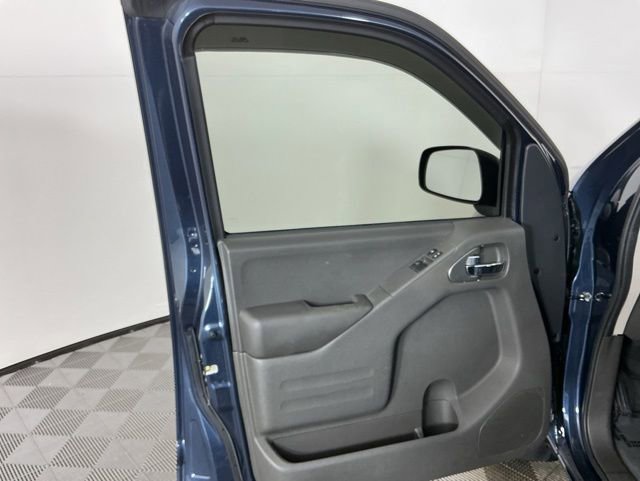 Used 2019 Nissan Frontier SV AWD/4WD image 9