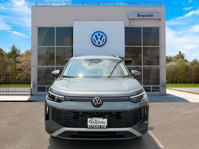 Used 2026 Volkswagen Tiguan S AWD/4WD image 2