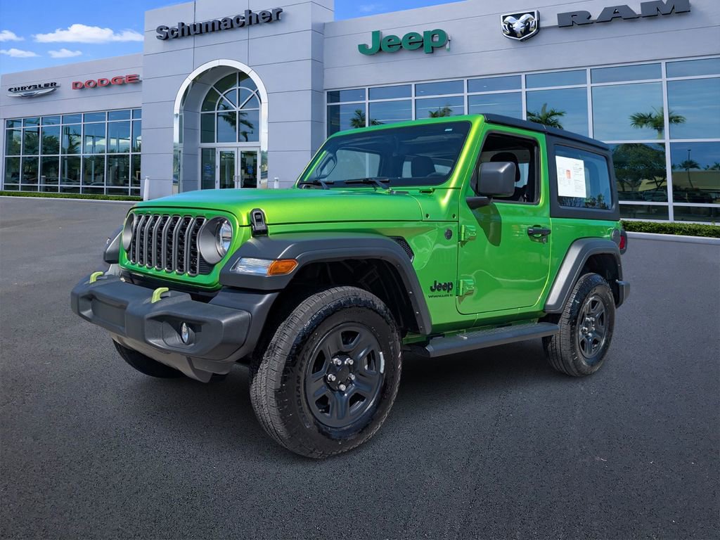 Used 2025 Jeep Wrangler Sport image 3