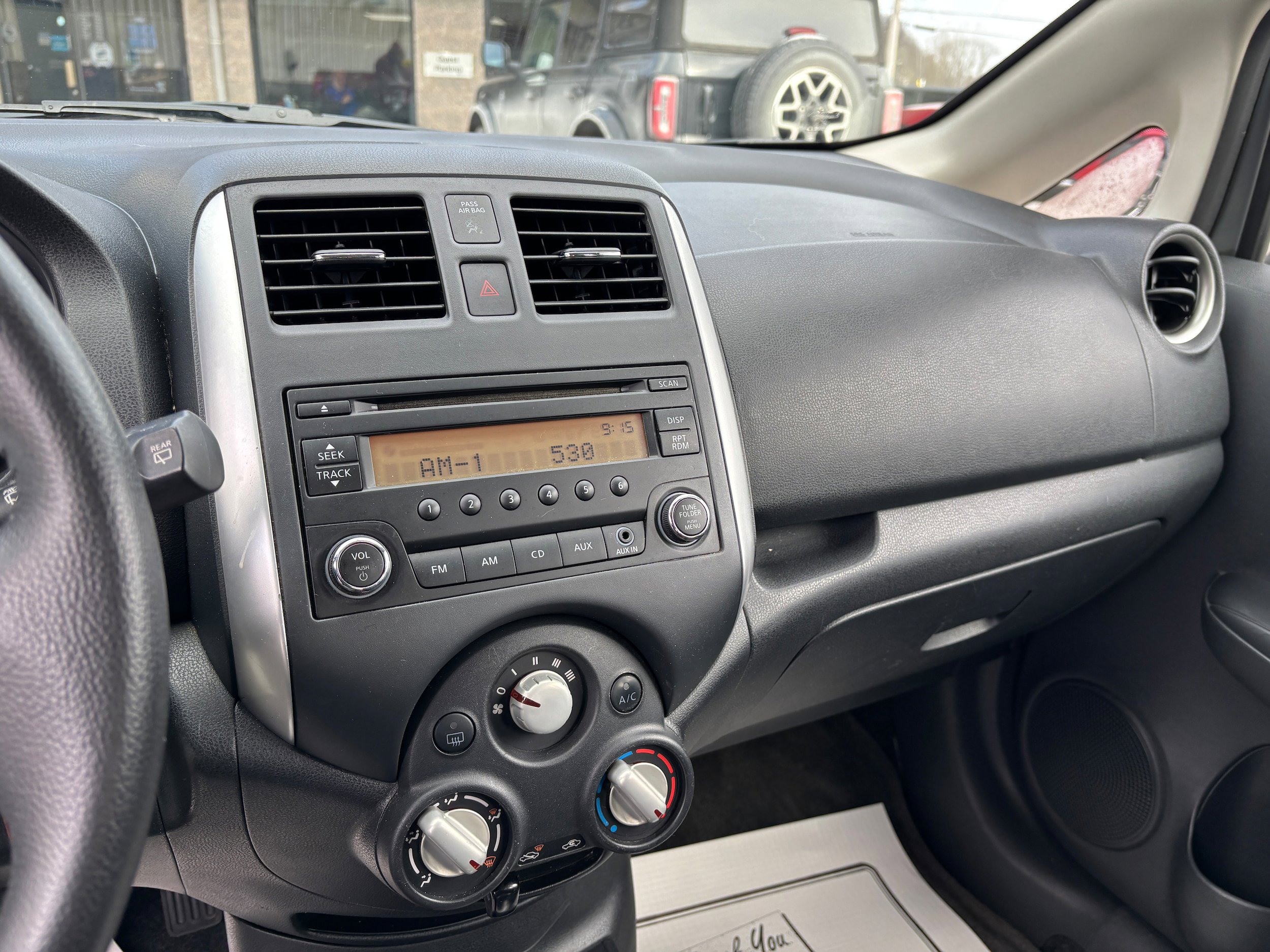 Used 2014 Nissan Versa Note SV FWD image 11