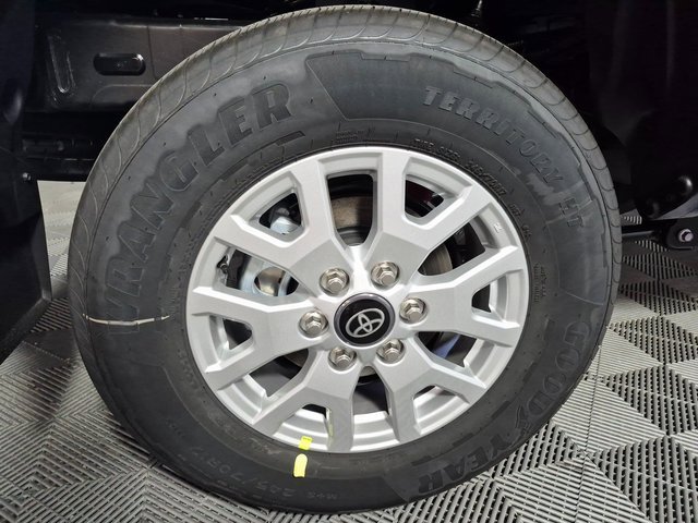 New 2025 Toyota Tacoma SR5 image 10