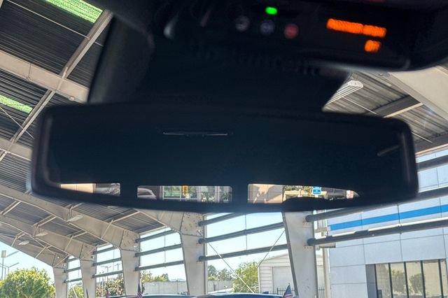 Used 2024 Chevrolet Colorado Z71 w/ Z71 Convenience Package 2 image 25