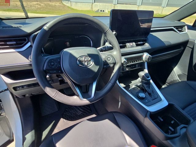 Used 2024 Toyota RAV4 XSE image 17