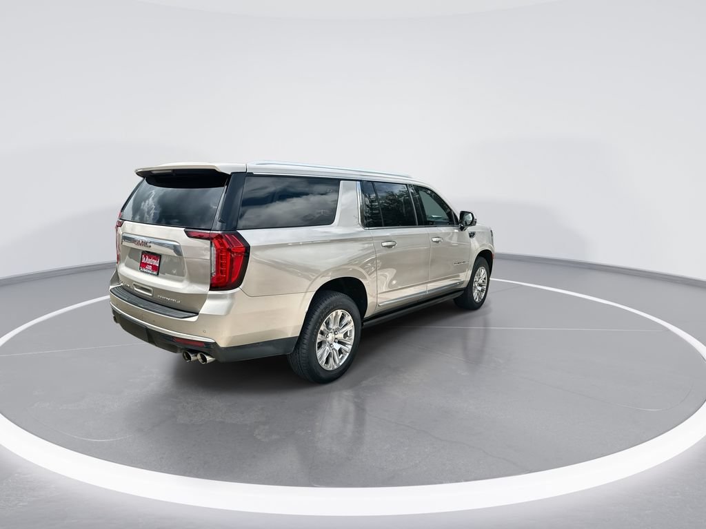 Used 2023 GMC Yukon XL Denali RWD image 8
