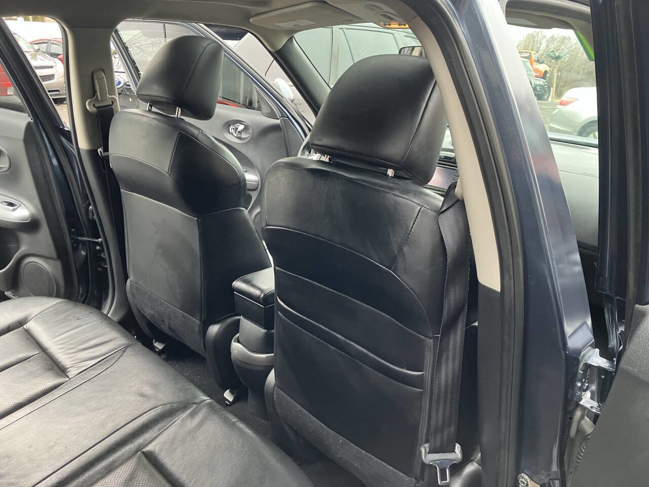 Used 2011 Nissan Juke SL image 30