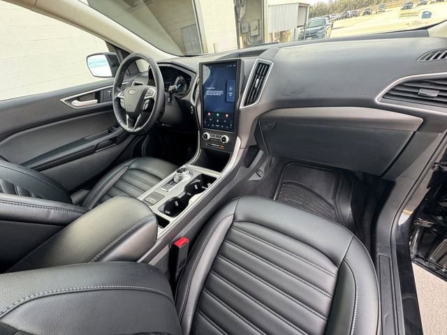 Used 2024 Ford Edge SEL image 31