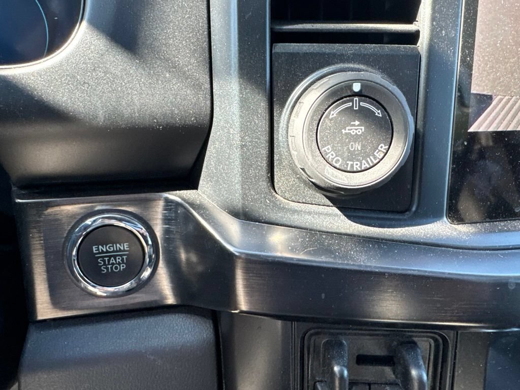 Used 2024 Ford F250 Lariat w/ Lariat Ultimate Package AWD/4WD image 21